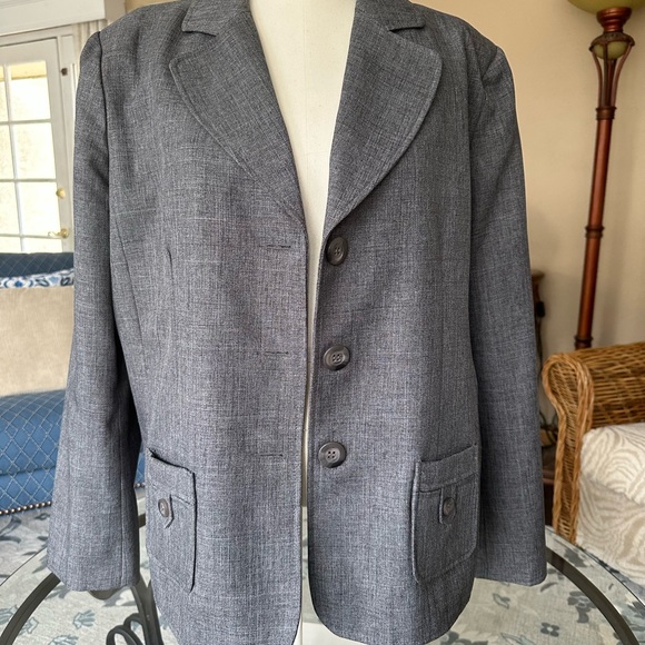 Item#135 Grey Blazer - Picture 9 of 10